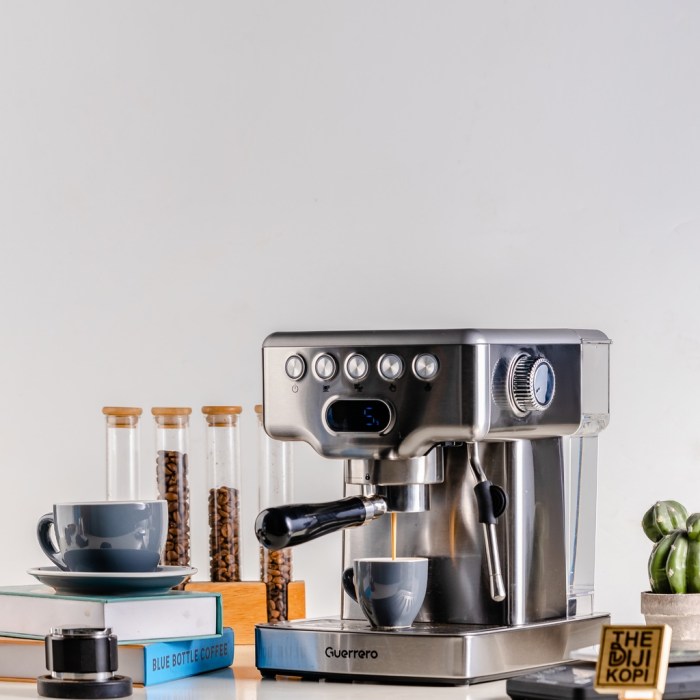 V12 inspired espresso volce coffee maker is a work of art