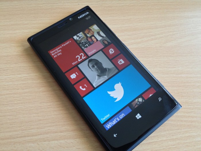 Att nokia lumia 920 firmware update runs into issues