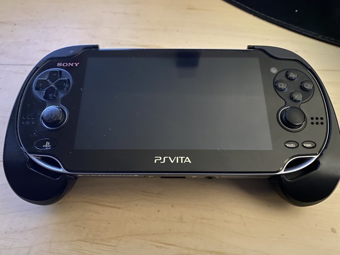 Playstation 3 ps vita owners can now queue downloads via psn web store