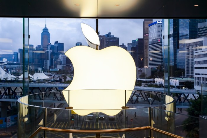 Analyst iphone 5s to feature fingerprint scanner larger camera and re arranged side buttons