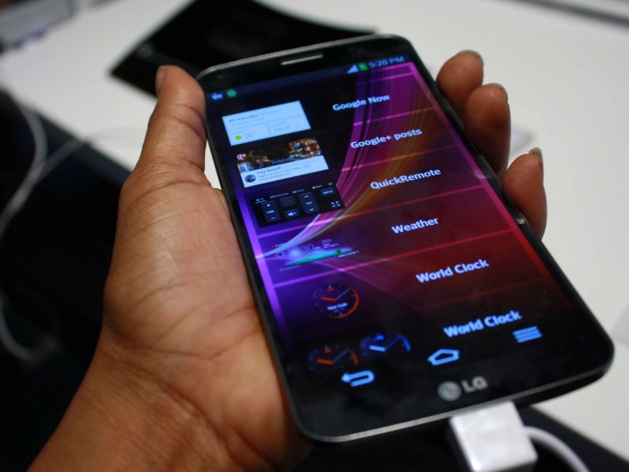 Lg planning to release flexible oled smartphone this year