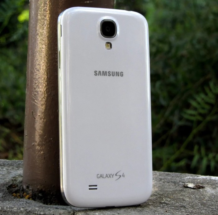 Verizon slashes samsung galaxy s3 price before galaxy s4 announcement