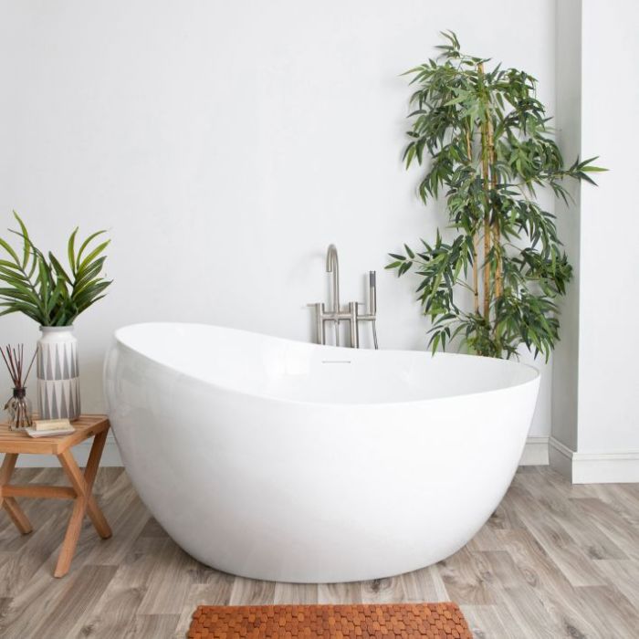 Hotaru bathtub from japan comes with built in led lights